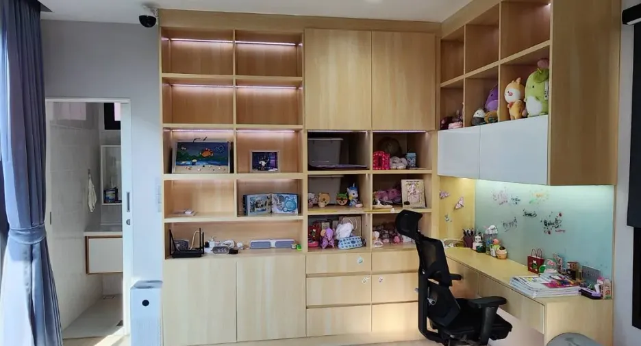 For sale 4 bedrooms house in Bang Phli, Samut Prakan