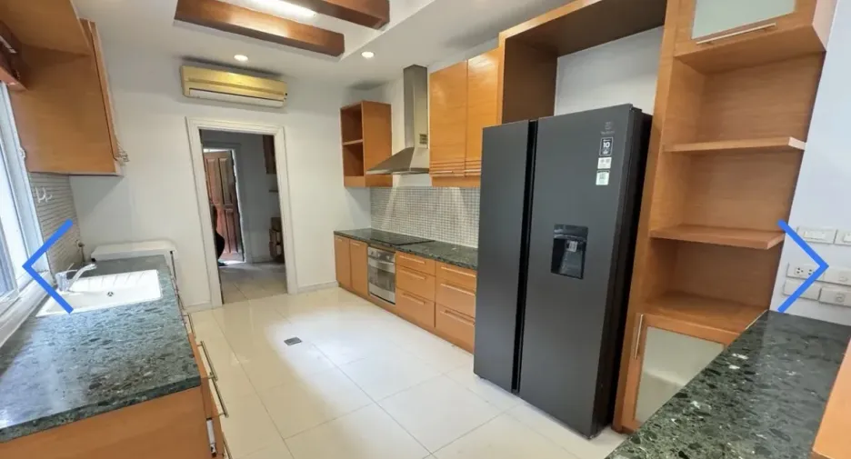 For rent 4 ベッドルーム house in Khlong Toei, Bangkok