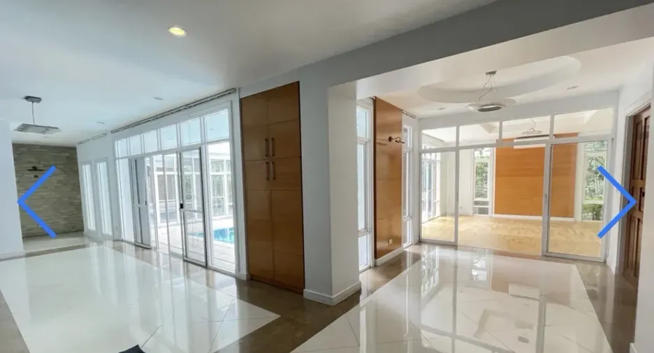 For rent 4 ベッドルーム house in Khlong Toei, Bangkok
