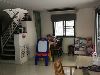 For sale 3 bedrooms house in Bang Bo, Samut Prakan