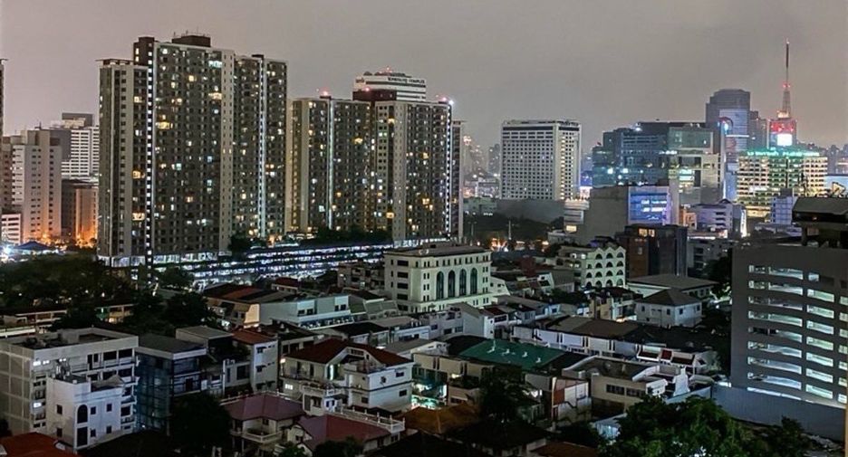 Wohnung zur Miete mit 2 Zimmer in Huai Khwang, Bangkok