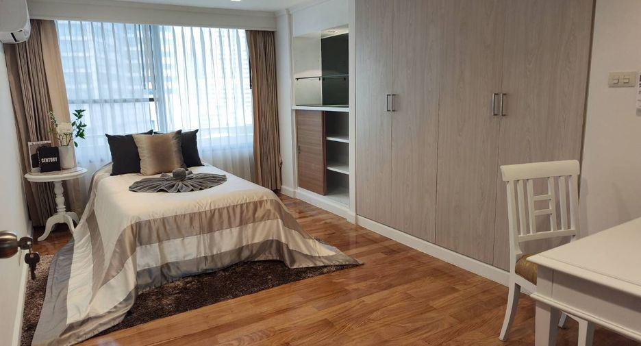 Condo en alquiler de 4 habitaciones en Khlong Toei, Bangkok