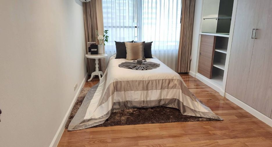 Condo en alquiler de 4 habitaciones en Khlong Toei, Bangkok
