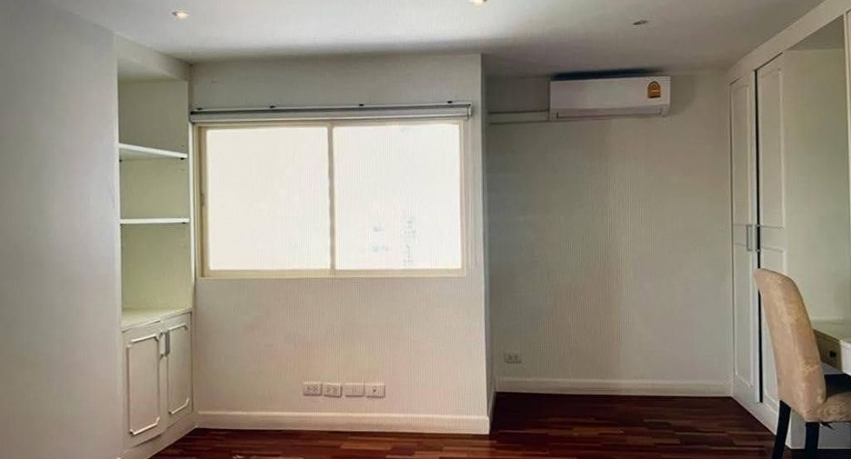 À vendre 3 chambres condo à Watthana, Bangkok