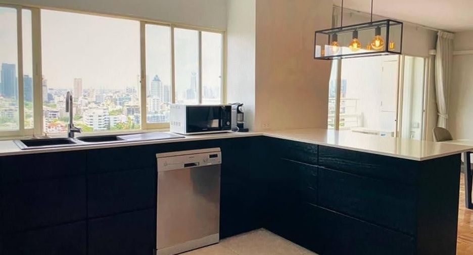À vendre 3 chambres condo à Watthana, Bangkok