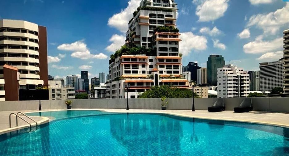 À vendre 3 chambres condo à Watthana, Bangkok