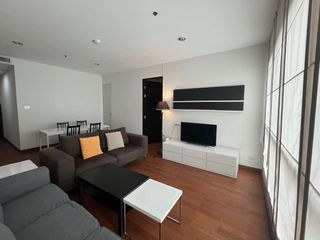 For rent 2 bedrooms condo in Pathum Wan, Bangkok