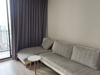 Condo en venta de 2 habitaciones en Huai Khwang, Bangkok