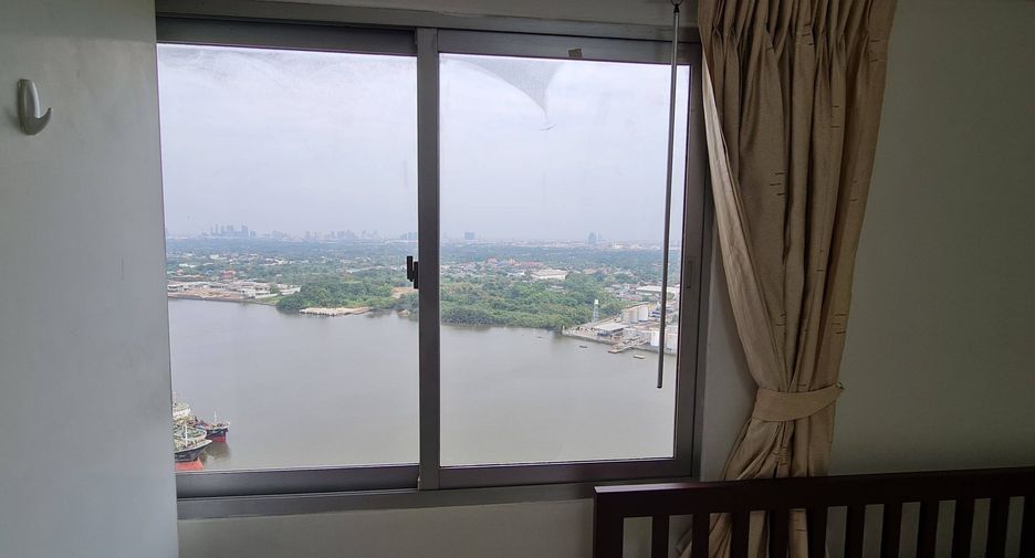 À louer 3 chambres condo à Yan Nawa, Bangkok