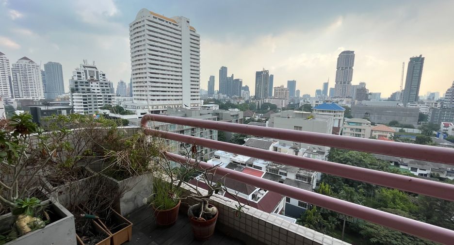 Wohnung zum Kauf mit 3 Zimmer in Watthana, Bangkok