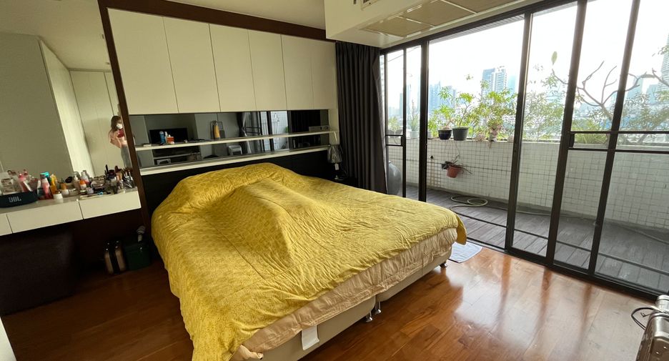 Wohnung zum Kauf mit 3 Zimmer in Watthana, Bangkok