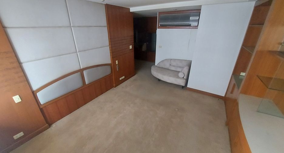 出售 3 卧室 公寓 在 Khlong Toei, 曼谷