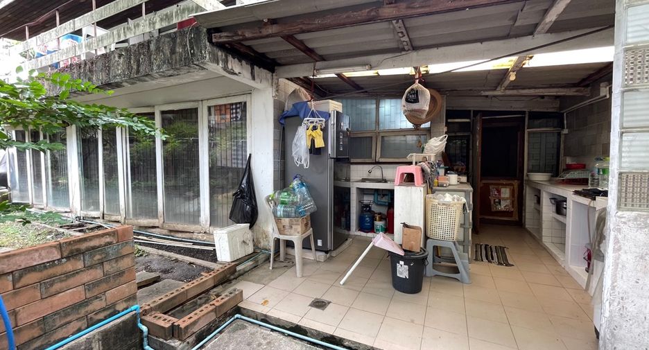 出售 3 卧室 独立屋 在 Watthana, 曼谷