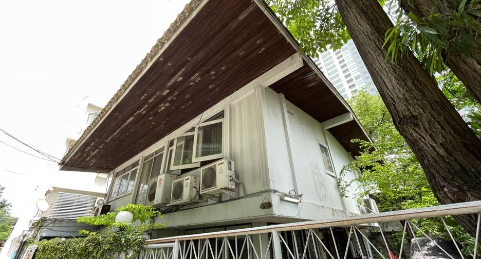 出售 3 卧室 独立屋 在 Watthana, 曼谷