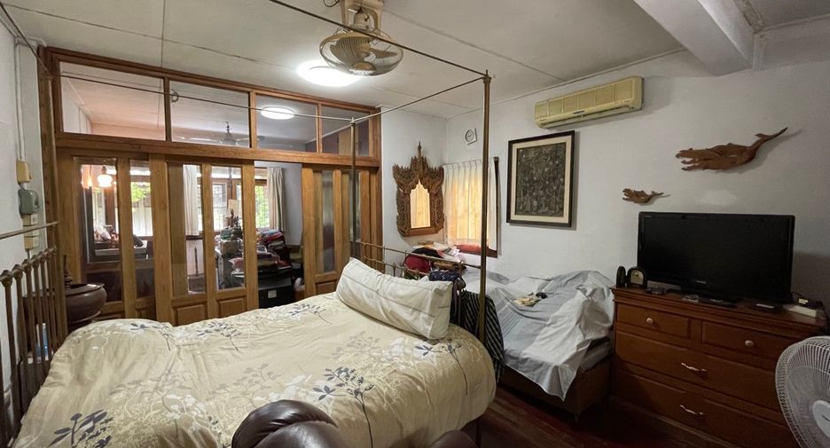 出售 3 卧室 独立屋 在 Watthana, 曼谷