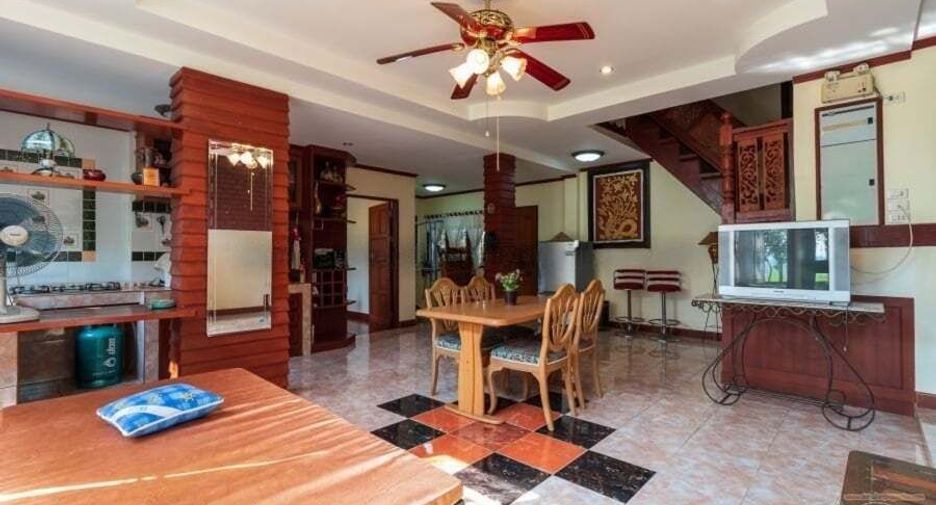 Haus zur Miete mit 4 Zimmer in San Sai, Chiang Mai