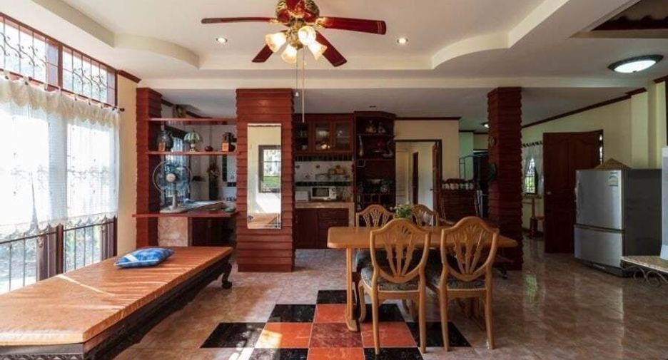 Haus zur Miete mit 4 Zimmer in San Sai, Chiang Mai