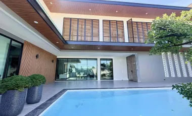 For sale 7 bedrooms villa in Bang Lamung, Chonburi