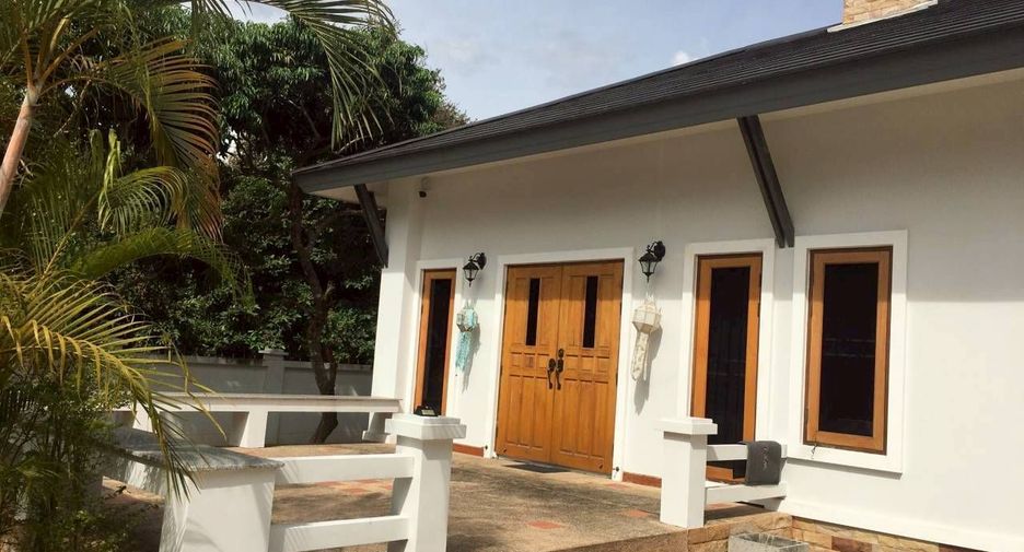 For sale 3 bedrooms house in Doi Saket, Chiang Mai