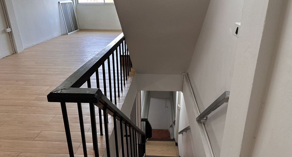 Local comercial en venta de 3 habitaciones en Mueang Chiang Mai, Chiang Mai