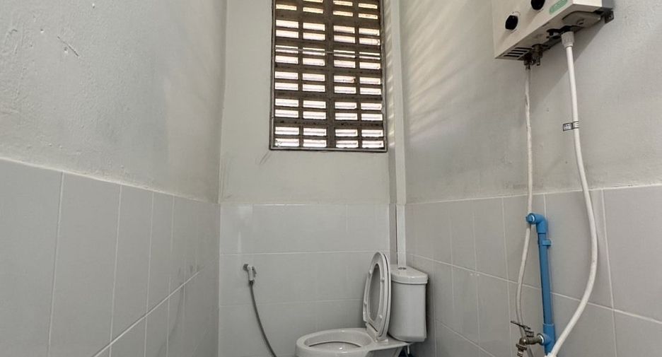 Local comercial en venta de 3 habitaciones en Mueang Chiang Mai, Chiang Mai