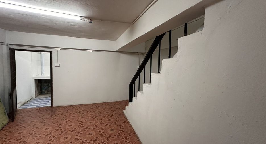 Local comercial en venta de 3 habitaciones en Mueang Chiang Mai, Chiang Mai