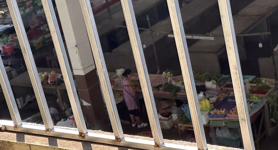 Local comercial en venta de 3 habitaciones en Mueang Chiang Mai, Chiang Mai
