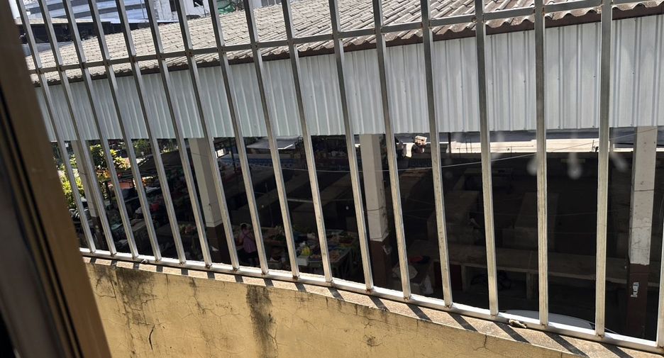 Local comercial en venta de 3 habitaciones en Mueang Chiang Mai, Chiang Mai
