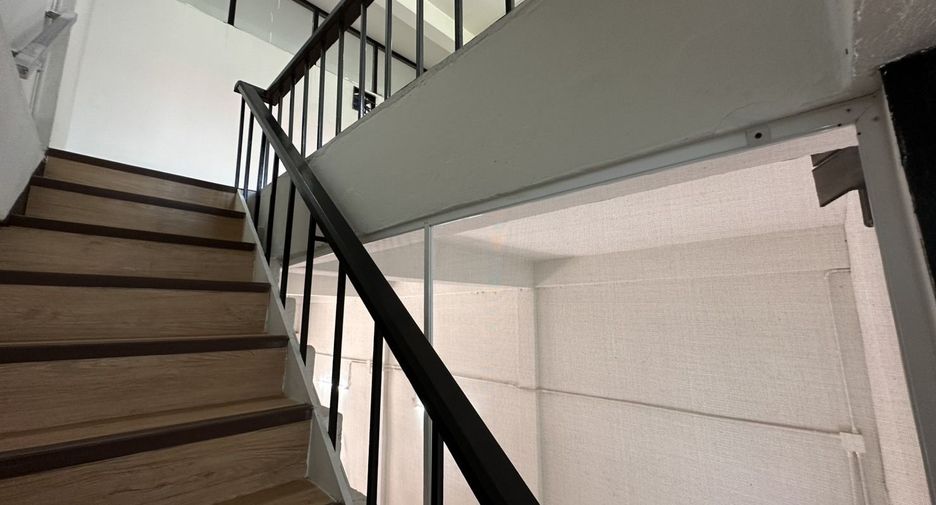 Local comercial en venta de 3 habitaciones en Mueang Chiang Mai, Chiang Mai