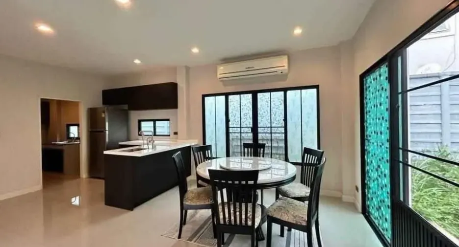 For rent 3 bedrooms house in San Sai, Chiang Mai