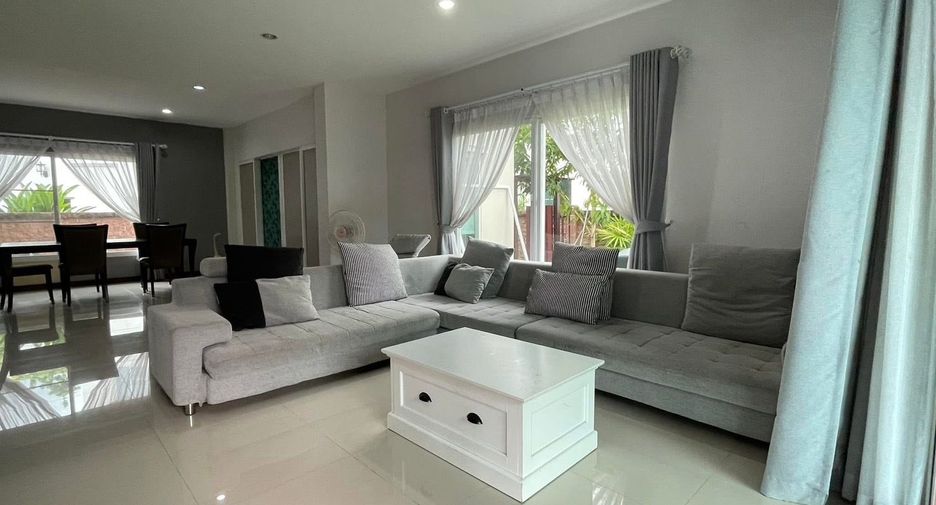 For sale 4 ベッドルーム house in San Kamphaeng, Chiang Mai