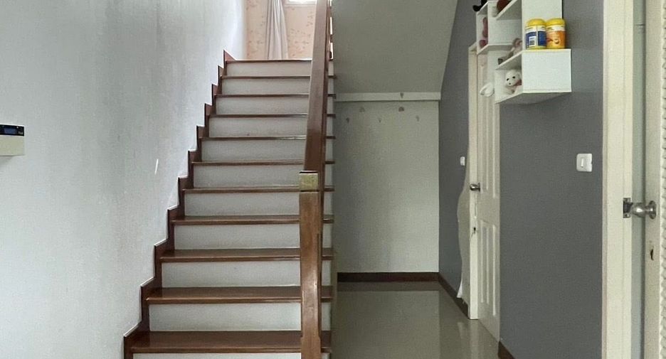 For sale 4 ベッドルーム house in San Kamphaeng, Chiang Mai