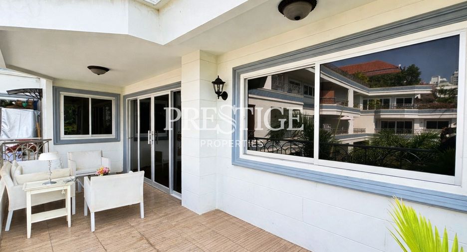 À vendre 2 chambres condo à Bang Lamung, Chonburi