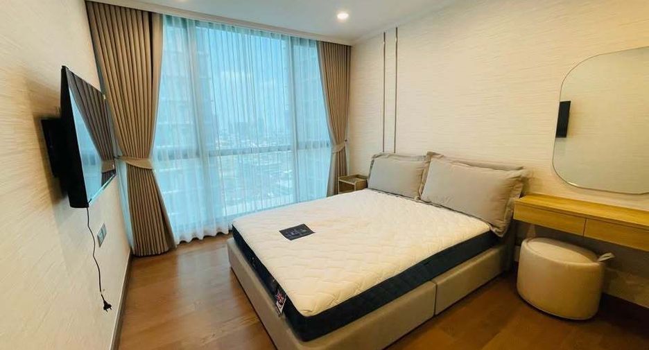 For rent 2 bedrooms condo in Watthana, Bangkok