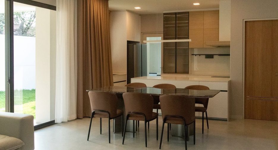 For rent 4 bedrooms house in Bang Phli, Samut Prakan