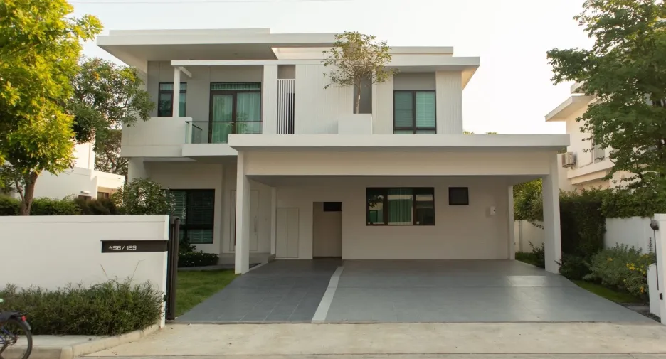 For rent 4 bedrooms house in Bang Phli, Samut Prakan