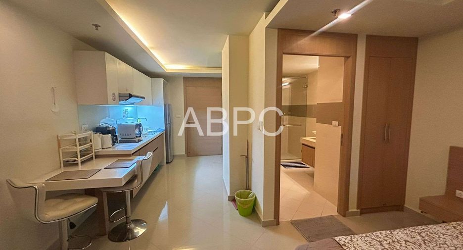 For rent and for sale 1 bed condo in Sattahip, Chonburi