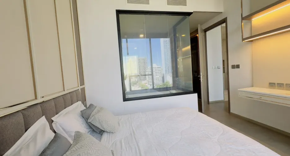 For rent 1 bed condo in Khlong Toei, Bangkok