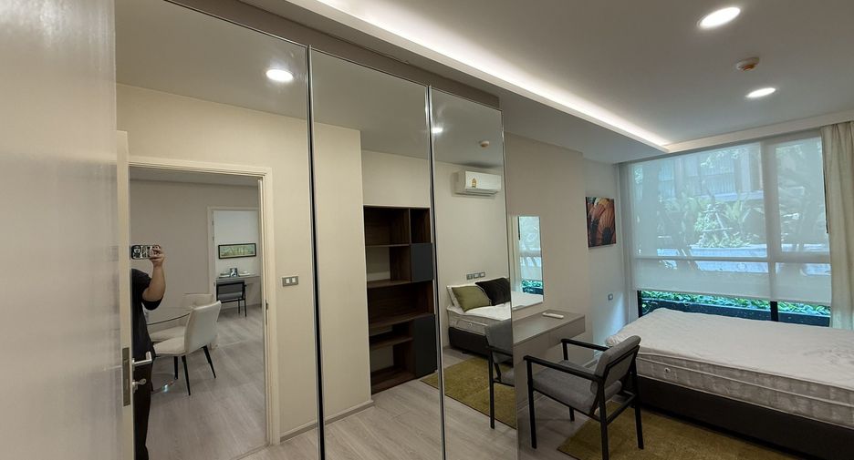 For rent 2 bedrooms condo in Khlong Toei, Bangkok