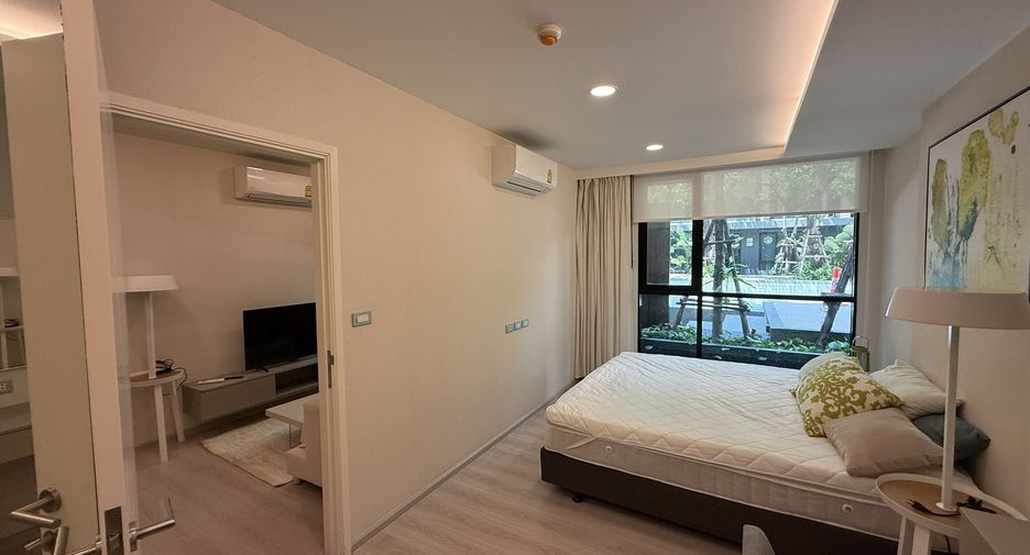 For rent 2 bedrooms condo in Khlong Toei, Bangkok