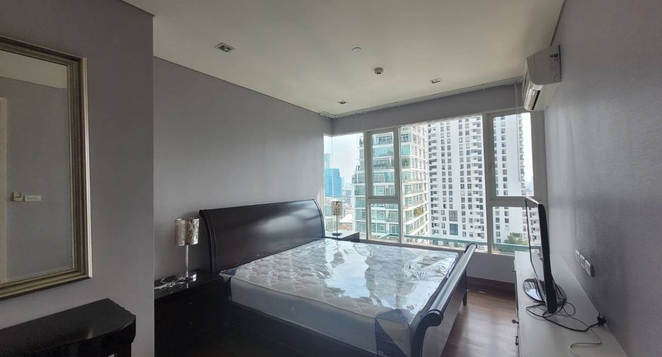 À louer 2 chambres condo à Watthana, Bangkok