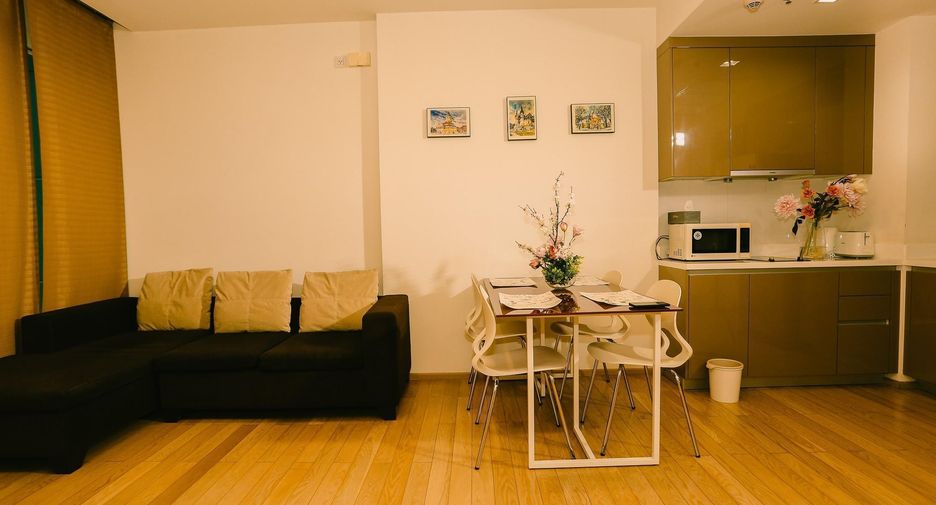 For rent 1 bed condo in Khlong Toei, Bangkok