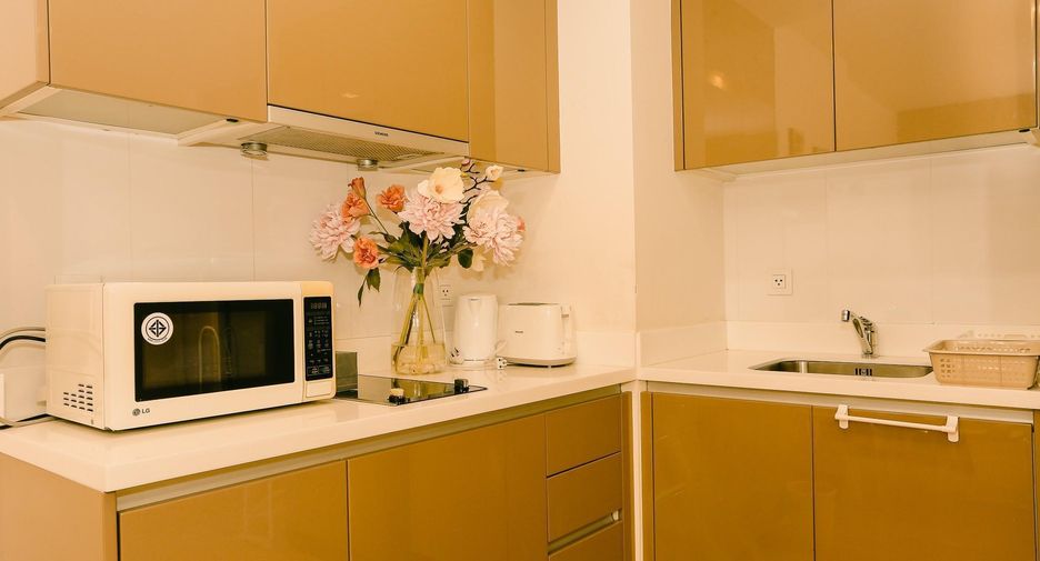 For rent 1 bed condo in Khlong Toei, Bangkok