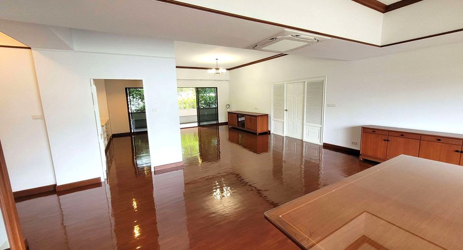 出租 3 卧室 公寓 在 Khlong Toei, 曼谷