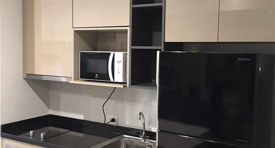 For rent 1 bed condo in Pathum Wan, Bangkok