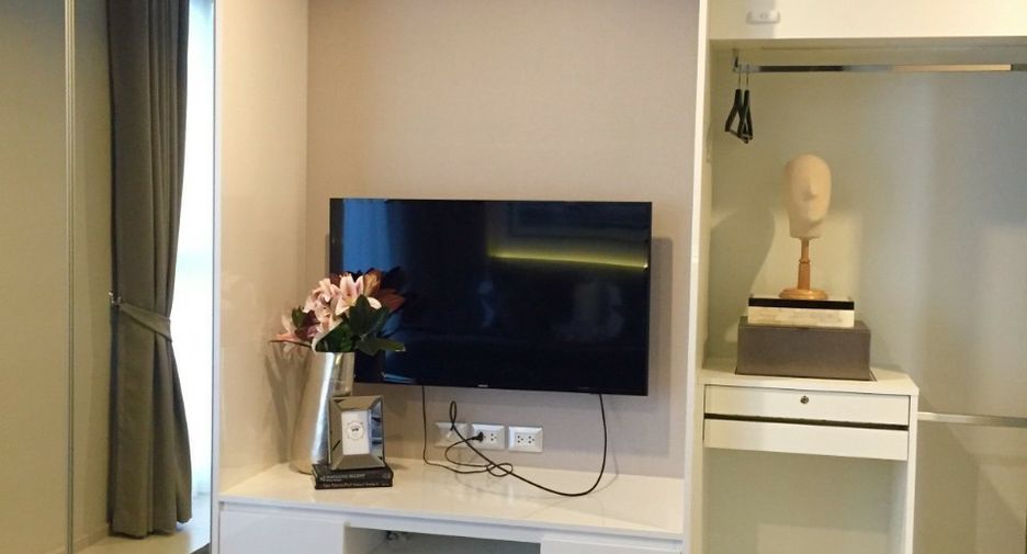 Condo en alquiler y en venta de 2 habitaciones en Khlong Toei, Bangkok