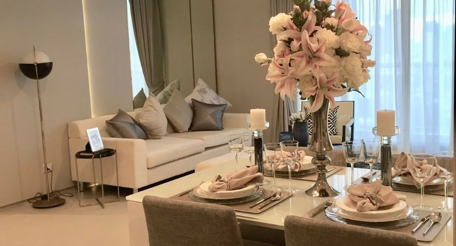 Condo en alquiler y en venta de 2 habitaciones en Khlong Toei, Bangkok