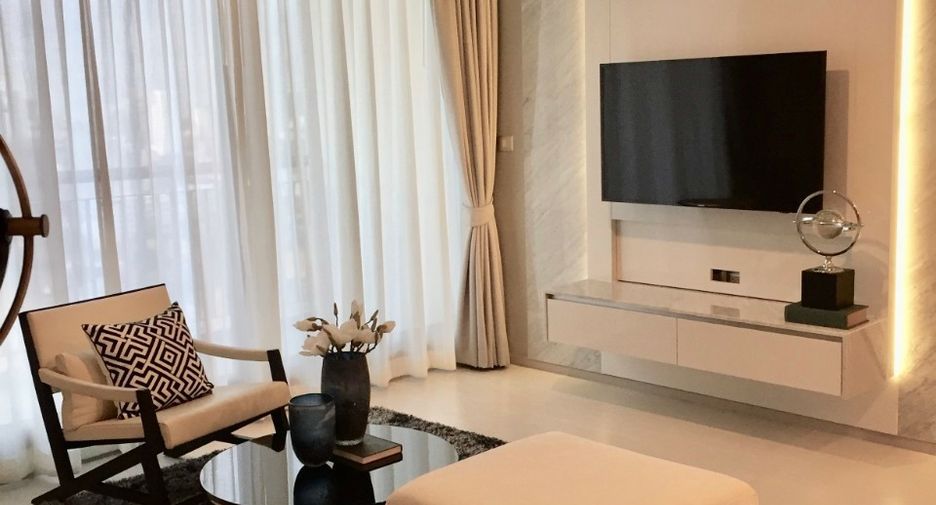 Condo en alquiler y en venta de 2 habitaciones en Khlong Toei, Bangkok