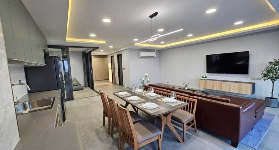 Wohnung zur Miete mit 3 Zimmer in Khlong Toei, Bangkok