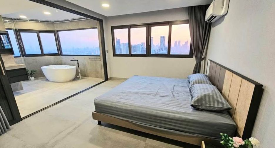Wohnung zur Miete mit 3 Zimmer in Khlong Toei, Bangkok